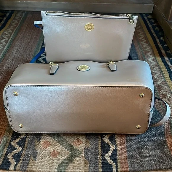 Anne Klein Gold Tote with Matching Clutch - Picture 7 of 11